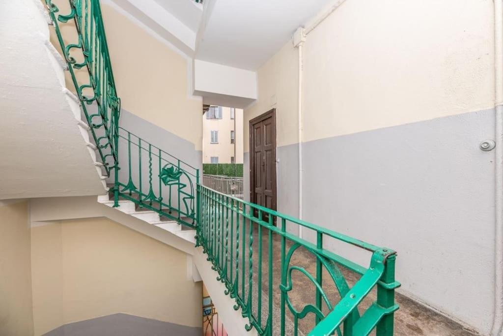 Апартаменти Liberty House, In Stile Retro! Мілан Екстер'єр фото